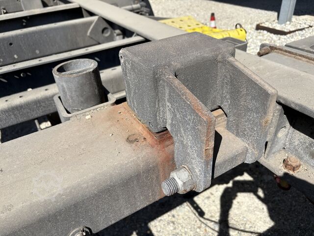 Trailer swap chassis sonstige BDF Multiwechsler Verzinkt Breitreifen