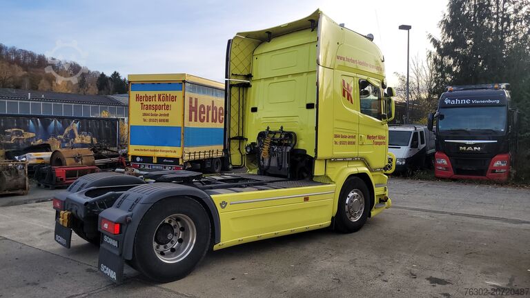 Standard truck tractor Scania R 580 Retarder Standklima 2 Tanks Toplin