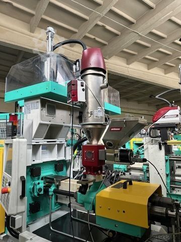 Injection molding machine Arburg 270C 400-70 e²