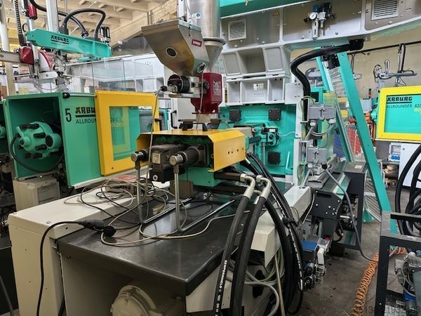 Injection molding machine Arburg 270C 400-70 e²