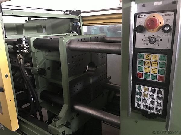Máquina de moldagem por injeção Arburg 370C 600-100
