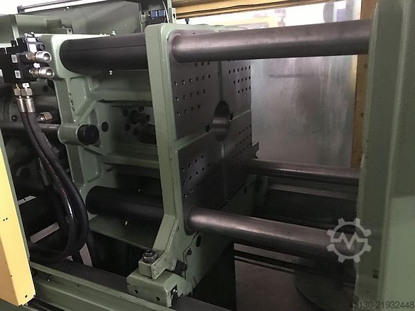 Máquina de moldagem por injeção Arburg 370C 600-100