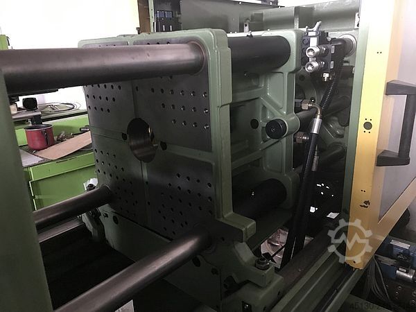 Máquina de moldagem por injeção Arburg 370C 600-100