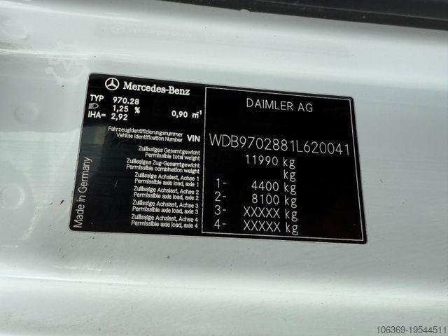 Camión caja MERCEDES-BENZ Atego 1218 4x2 Euro 5 8,0 m. koffer