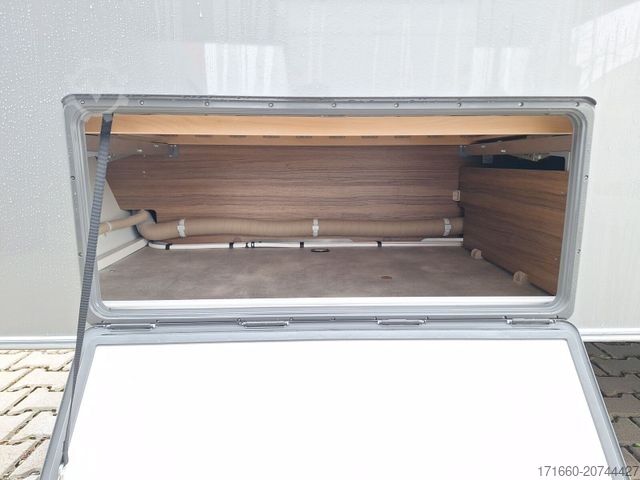 Жилой прицеп HYMER/ERIBA Eriba Novaline 495 Lulea Leaf, Truma Combi-4 E