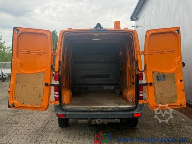 Kastenwagen Mercedes-Benz Sprinter 316 3Sitze Automatik Standheizung AHK