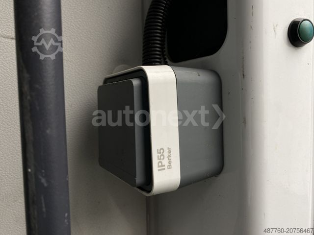 উচ্চ ছাদের ভ্যান MERCEDES-BENZ Sprinter 316 *Werkstatt* AHK3,5t+KAMERA+230V 133