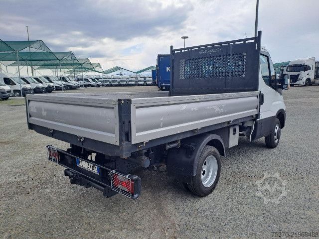 Furgão basculante IVECO DAILY 35C11