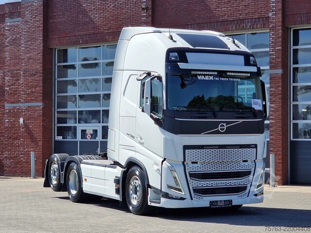 Стандарт-СЗМ Volvo FH 13.500 Globetrotter XL 6x2 - Retarder - Full...