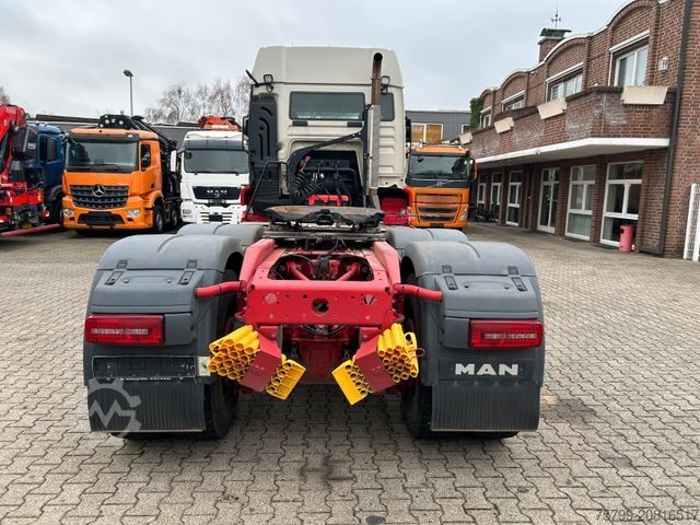 Đầu kéo tiêu chuẩn MAN 33.500 TGS SZM ALLRAD 6x6