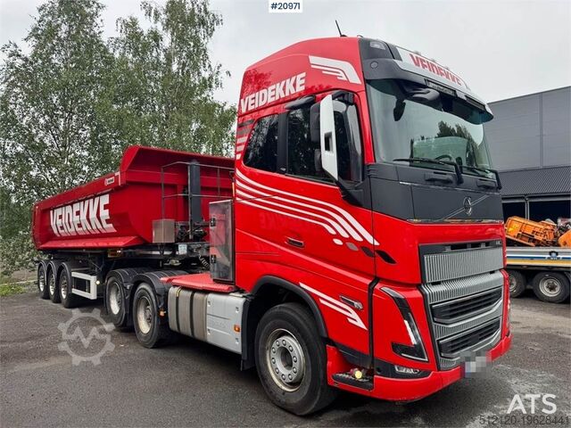 Standard tractor Volvo FH16 650 6x4 Truck