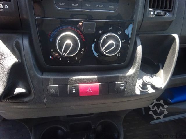 وانت پیکاپ FIAT Ducato Maxi Doka Pritsche Fassi Ladekran