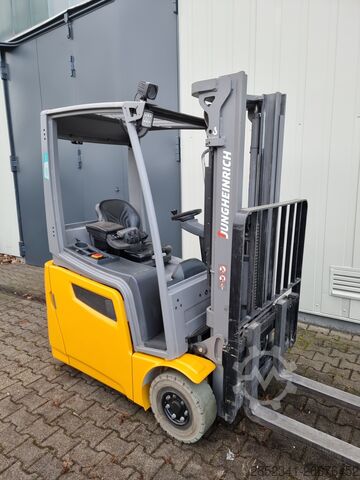 Forklift Jungheinrich EFG 215 Li-Ionen