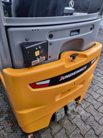 Forklift Jungheinrich EFG 215 Li-Ionen