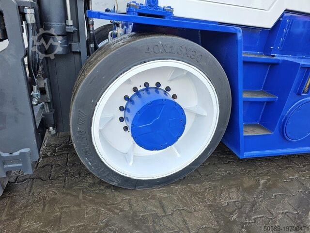 מלגזה קומפקטית - דיזל Herbst - ATAIR ATAIR IV 150 CV