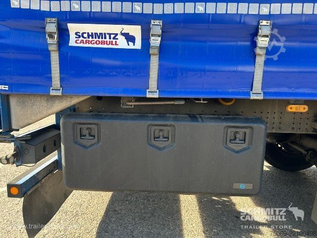 กึ่งพ่วงเปิดพร้อมผ้าใบคลุม Schmitz Cargobull Curtainsider Standard UK