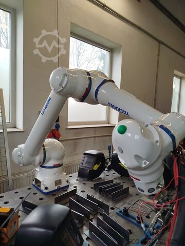 Industrijski robot Yaskawa Motoman HC10DTP