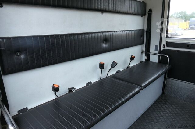 Camião com carroçaria personalizada man 10.224 DoKa LHF 16/12 4x4 Wassertank 850l