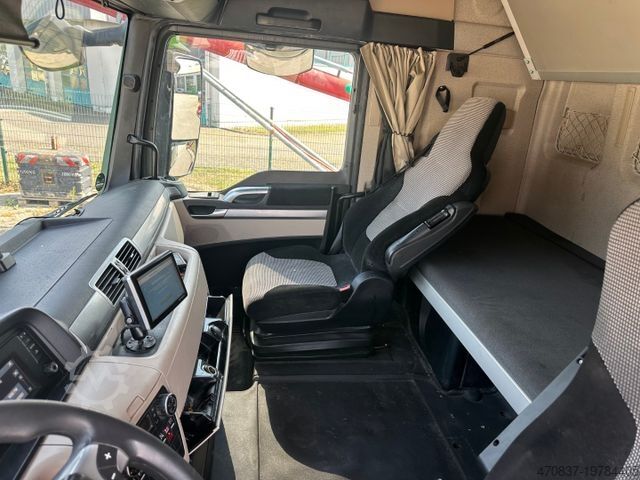 Cabeza tractora de gran volumen MAN TGX 18.460 XLX / Retarder / Mega / Standklima