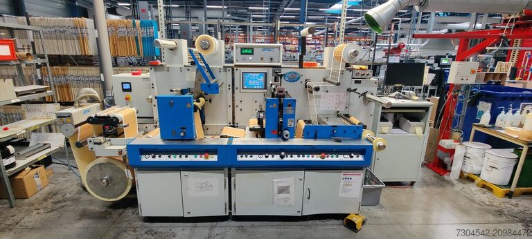 CONVERTER SMAG E-CUT S 330 | LABEL-FINISHING SYSTE