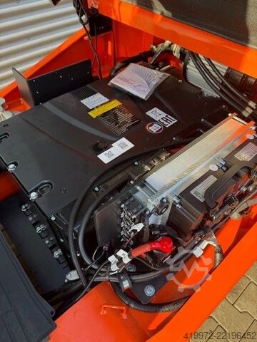 Empilhador eléctrico de 4 rodas Noblelift CPD30-AF1S