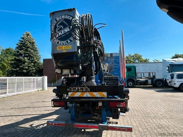 Kamion za prijevoz drva DAF XF 530 Plattform Kesla Kran Typ 2112 +Kabine