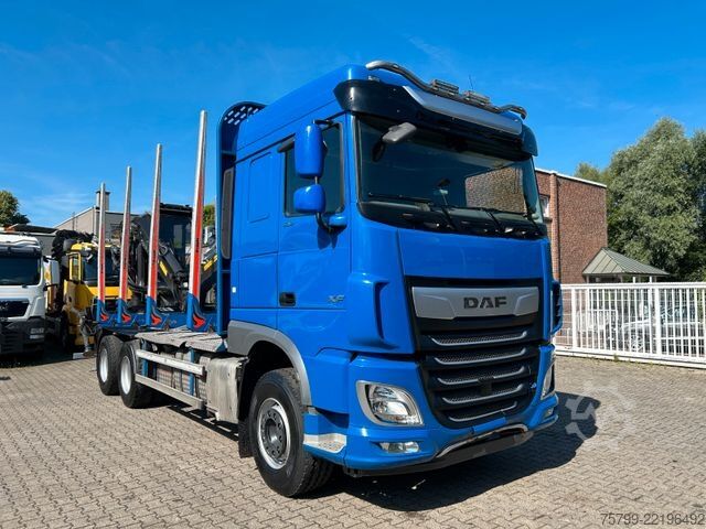 Kamion za prijevoz drva DAF XF 530 Plattform Kesla Kran Typ 2112 +Kabine