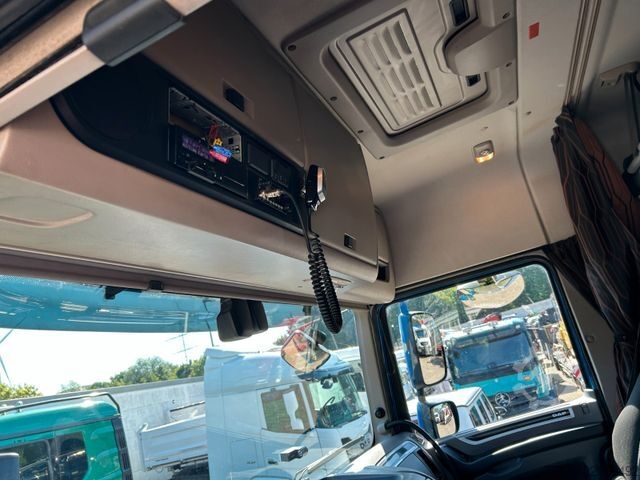 Kamion za prijevoz drva DAF XF 530 Plattform Kesla Kran Typ 2112 +Kabine