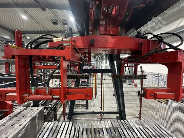 Komplett gyártósor Produktionsanlage für Fertigwände Stein 