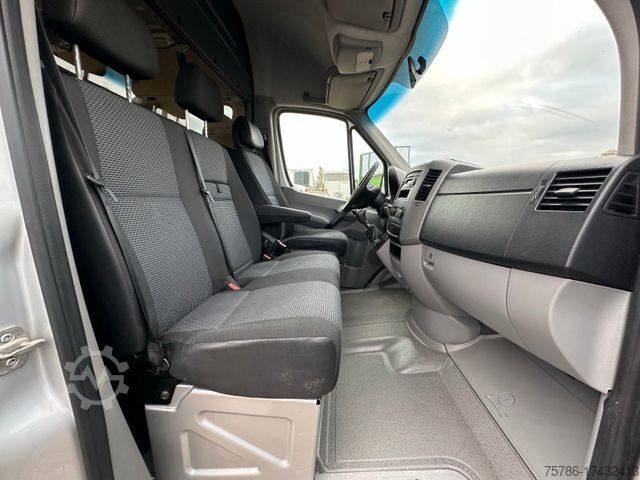 Hög tak skåpbil MERCEDES-BENZ Sprinter 316 CDI KA L2H2/ Glasreff/ Dachträger