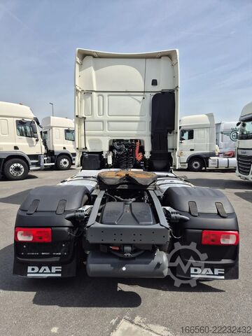 标准拖拉机 DAF XF 480 FT SUPER SPACE CAB ZF INTARDER