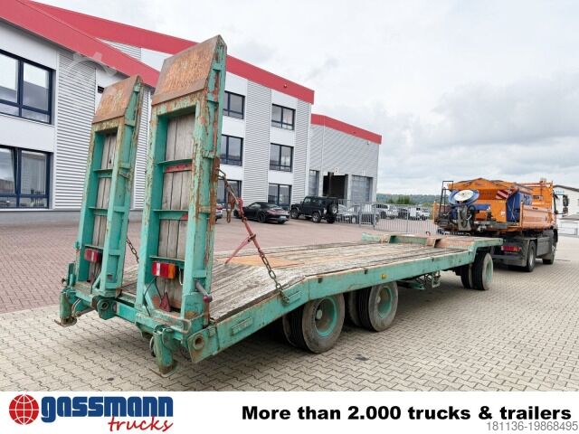 Poluprikolica za niskopodni prevoz Ackermann-Frühauf TA 30, hydr. Rampen