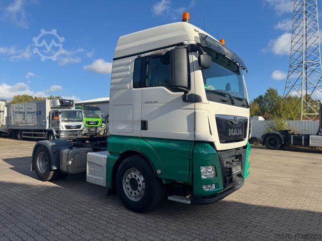 Standard SZM MAN TGX 18.460 mit Standklimaanlage