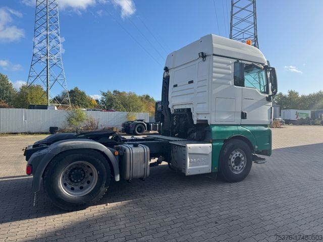 Standard SZM MAN TGX 18.460 mit Standklimaanlage