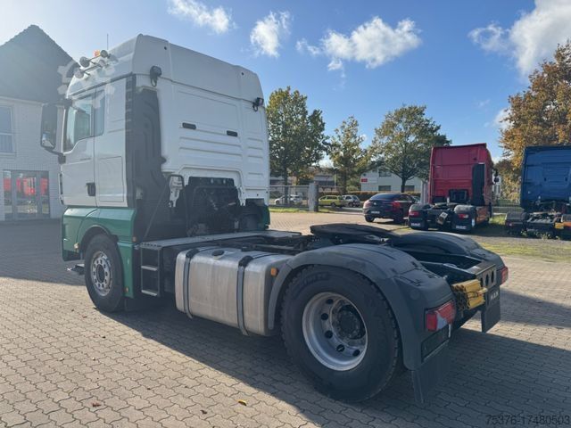Standard SZM MAN TGX 18.460 mit Standklimaanlage