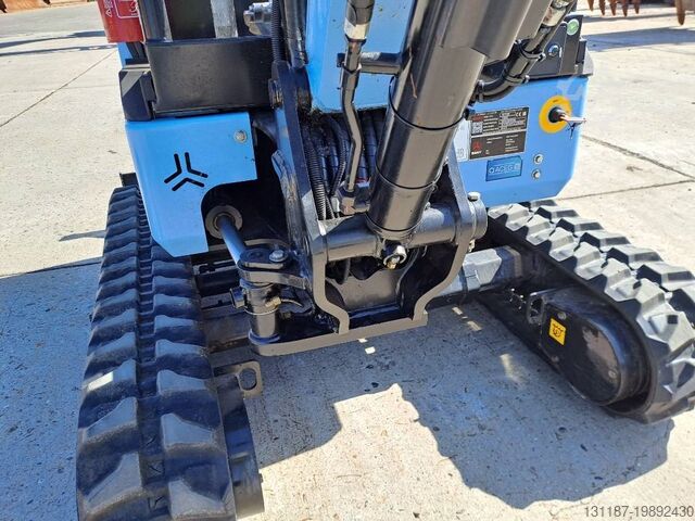 Mini-escavadora Sany SY19E Electric (3 Buckets)