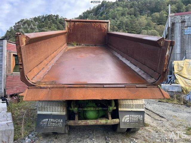 Sistema a braccio con gancio Volvo FM12 8x4 hook truck repair object w/ 20 t hook and