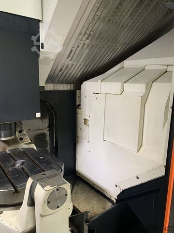 CNC tokarilicko-glodački centar Mazak VARIAXIS j-600