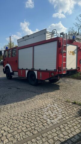 Slökkviliðsbíll Mercedes-Benz 1222