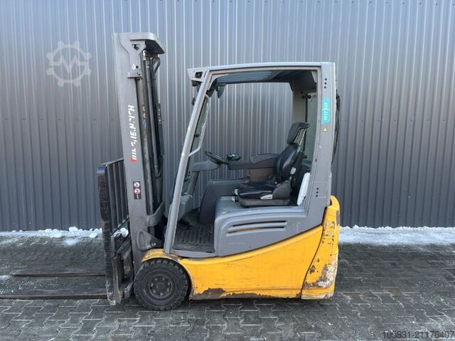 Forklift 3 roda elektrik Jungheinrich EFG216k