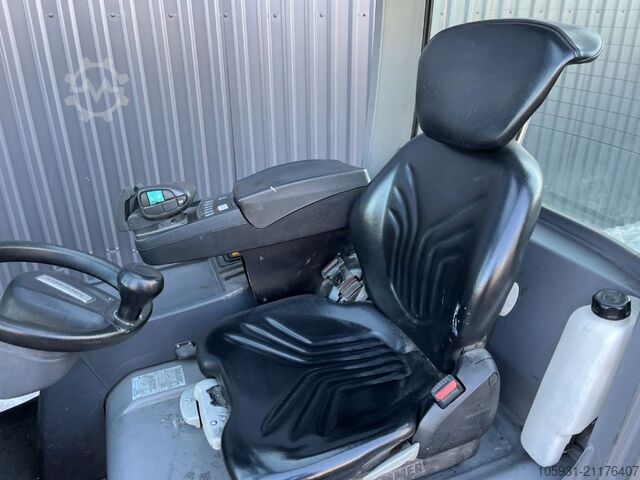 Forklift 3 roda elektrik Jungheinrich EFG216k