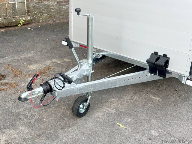 Viehtransporter Vezeko VT 2700 RG+ENTLADEKL+BOXST. 295X160X190CM 2700KG