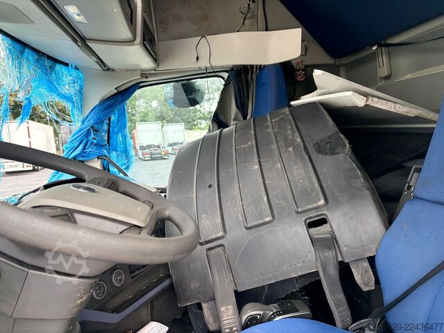 मानक ट्रैक्टर यूनिट VOLVO FH 500 4x2, Globetrotter XL Aero, UNFALL