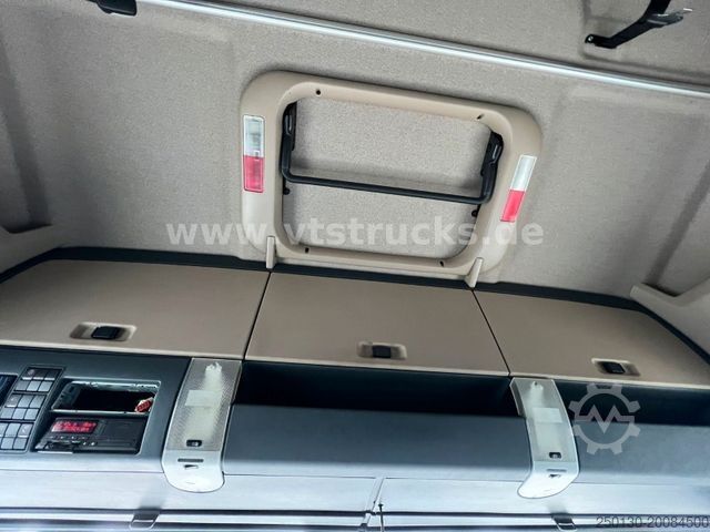 Đầu kéo tiêu chuẩn MAN TGX 18.460 4x2 Blatt/Luft Retarder NAVI Klima