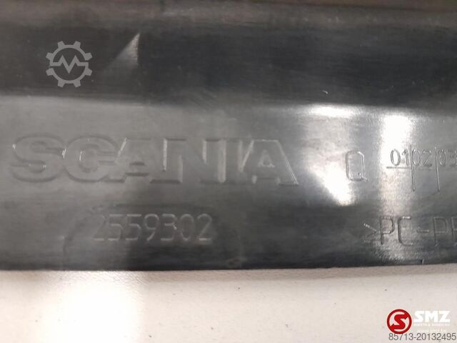 Частина кабіни Scania Occ opstapbak rechts Scania