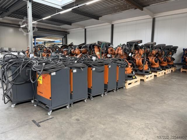 Teollisuusrobotti KUKA KRC4 KUKA KR210R2700 Prime