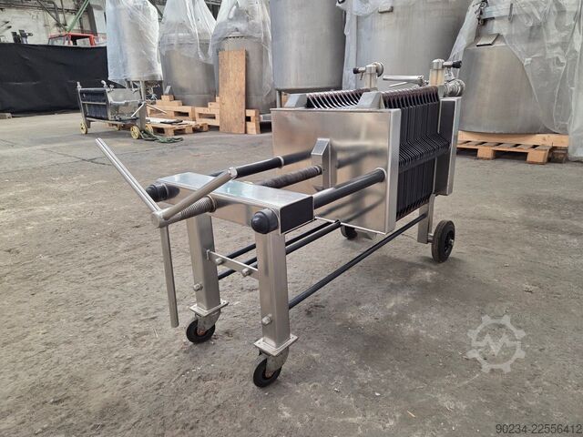 Filtračný lis SCHENK s PP platňami, rozmer 400 mm x 400 mm, filtračná plocha 4,3 m² SCHENK 400 x 400 mm