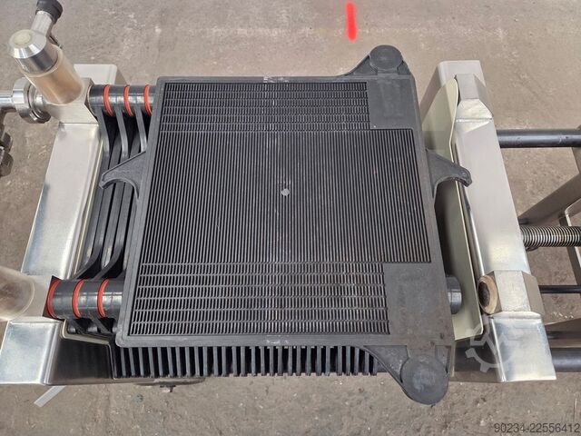Filtračný lis SCHENK s PP platňami, rozmer 400 mm x 400 mm, filtračná plocha 4,3 m² SCHENK 400 x 400 mm