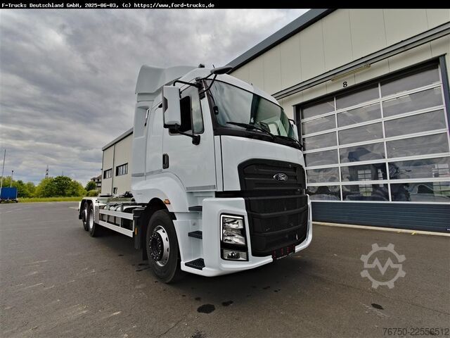 卷臂钩自卸卡车 Ford F-Line 6x2 Lift-Lenk HYVA