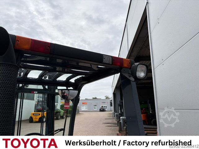 Stivuitoare GPL Toyota 02-8 FGF 25